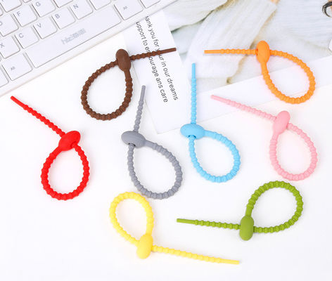 La goma de silicona Multiscene insípida suministra las bridas para cables para atar reutilizables