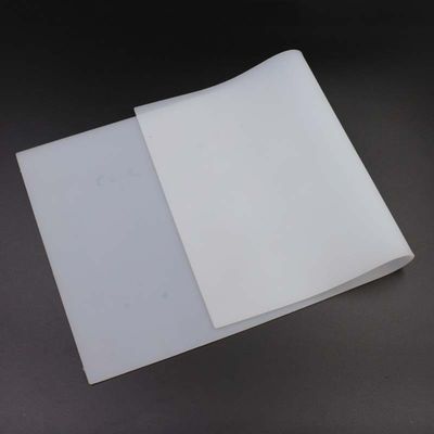 Grueso blanco lechoso 0.1m m del aislamiento de calor de la hoja de la goma de silicona 0.2m m 1m m