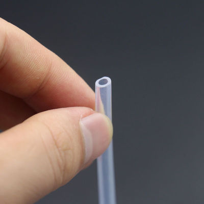 Peso ligero blanco inofensivo médico del tubo de la manguera del silicón robusto